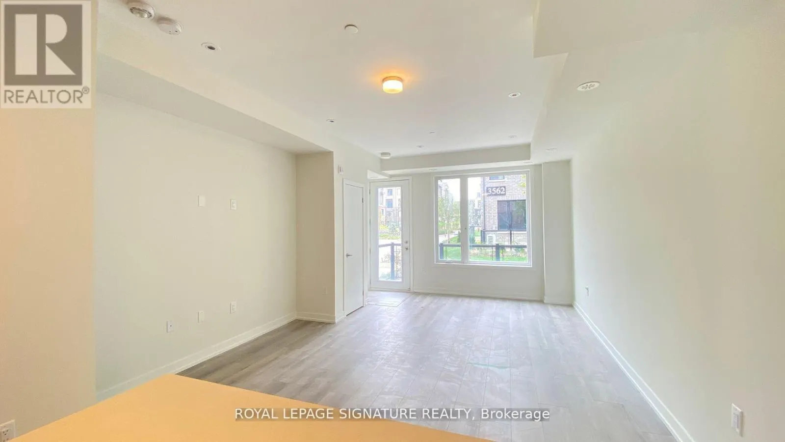 4 - 3566 COLONIAL DRIVE