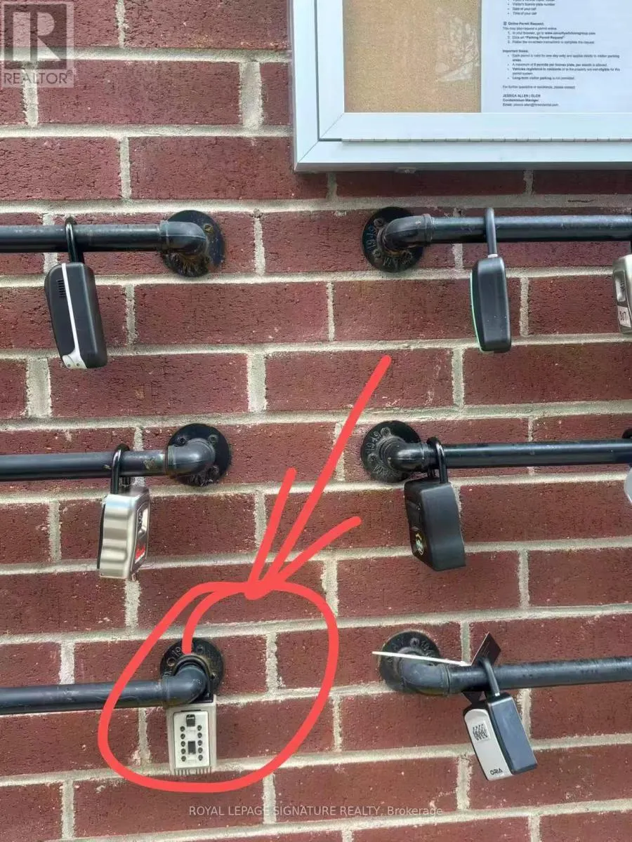 4 - 3566 COLONIAL DRIVE