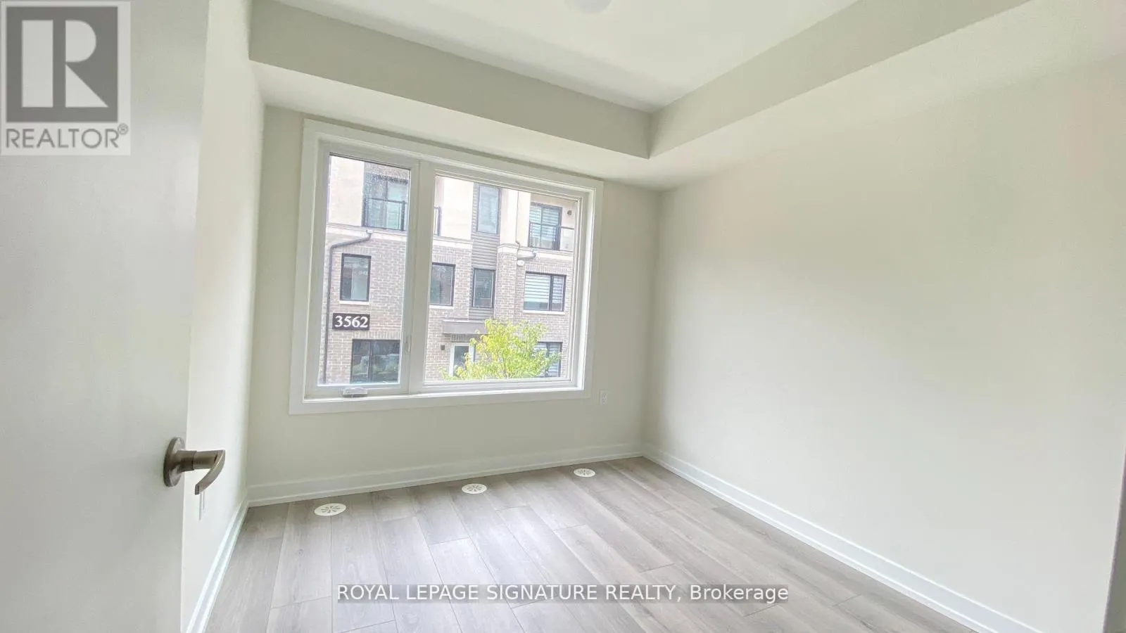 4 - 3566 COLONIAL DRIVE