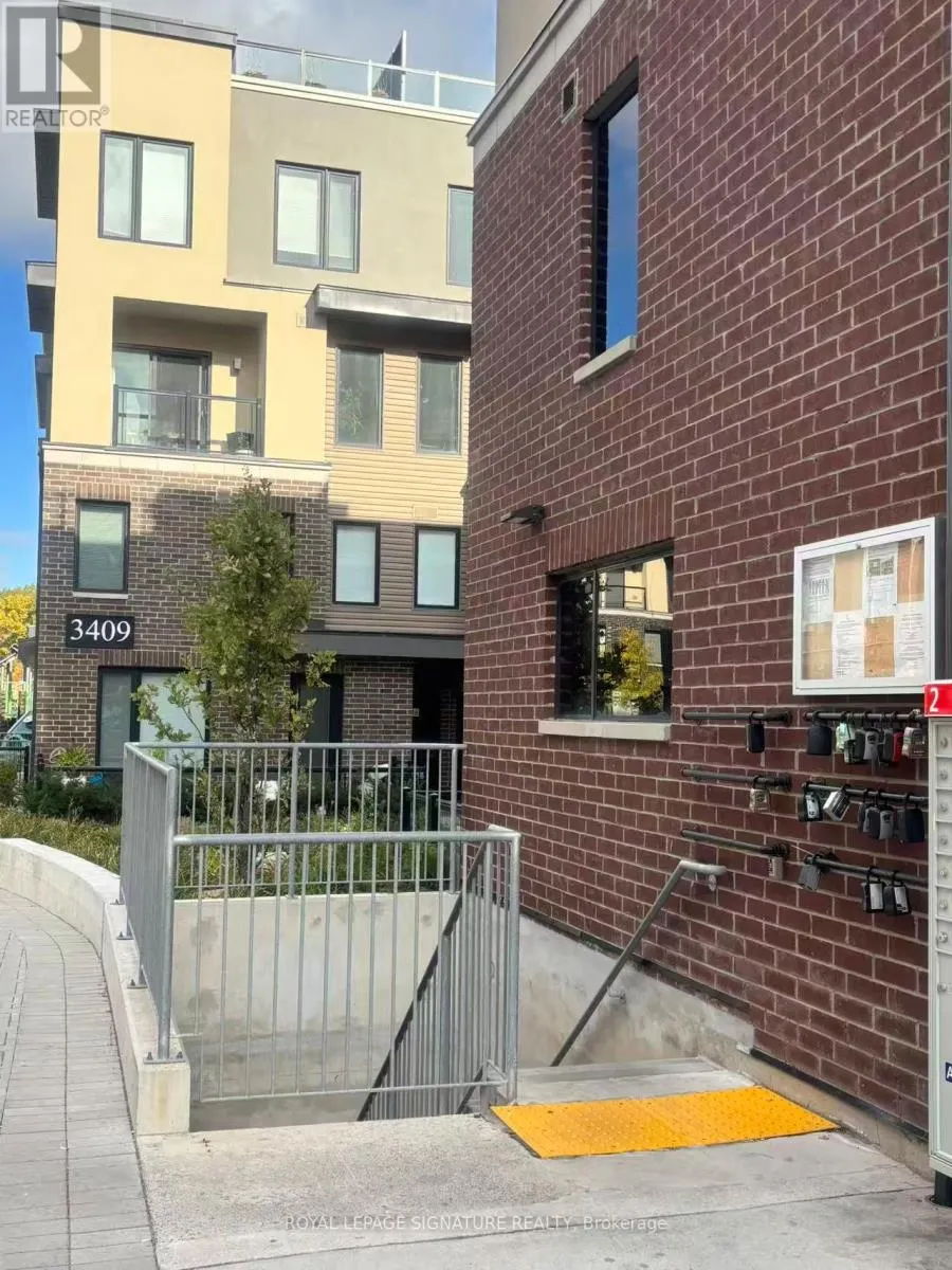 4 - 3566 COLONIAL DRIVE