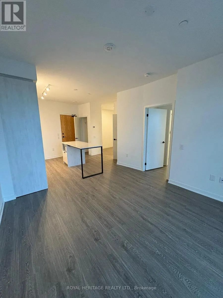 2495 EGLINTON AVENUE W