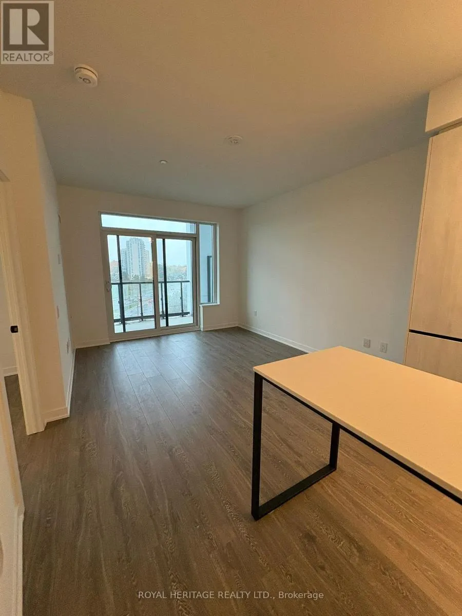 2495 EGLINTON AVENUE W