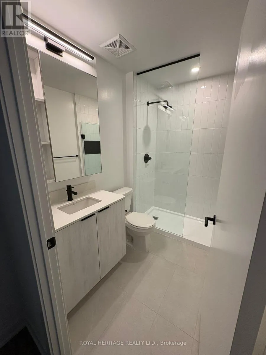 2495 EGLINTON AVENUE W