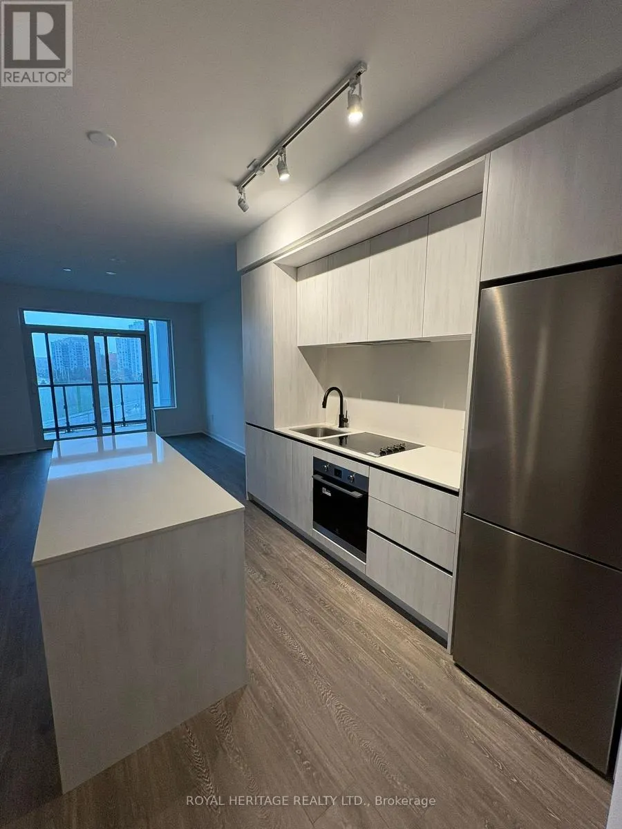 2495 EGLINTON AVENUE W