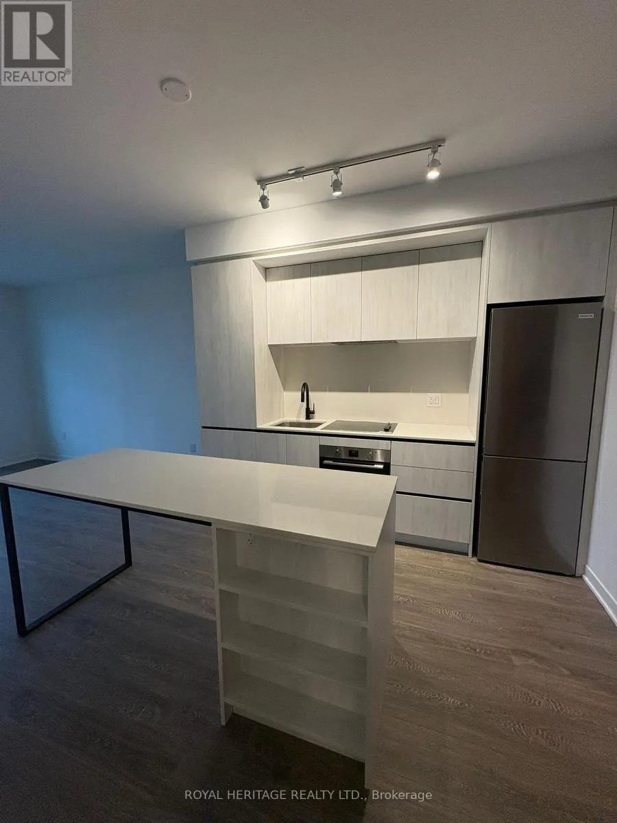 2495 EGLINTON AVENUE W