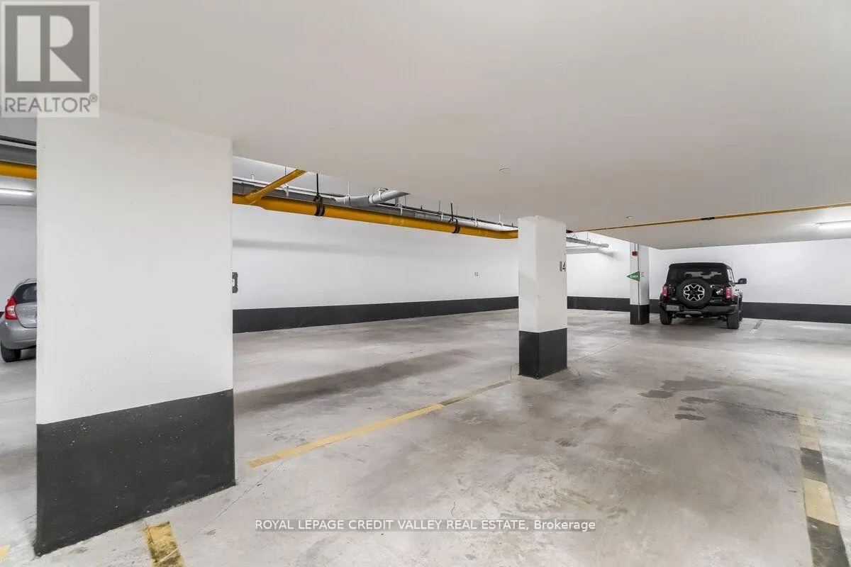 09 - 670 ATWATER AVENUE