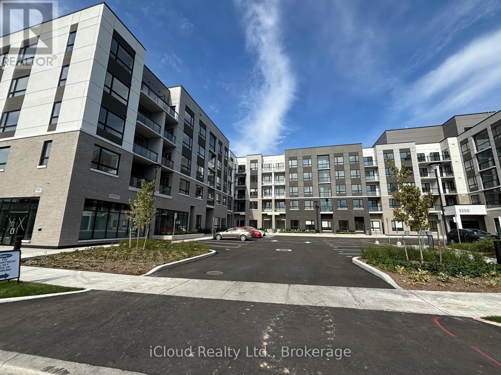 112 - 3250 CARDING MILL TRAIL