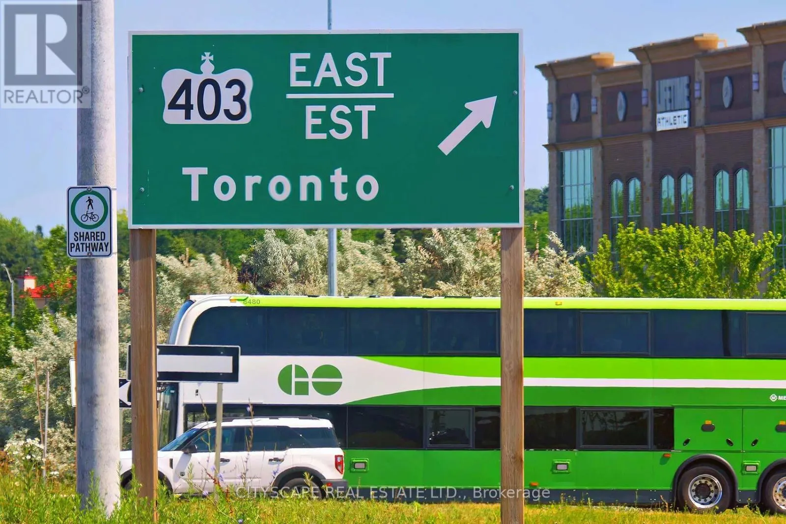 1804 - 4655 METCALFE AVENUE