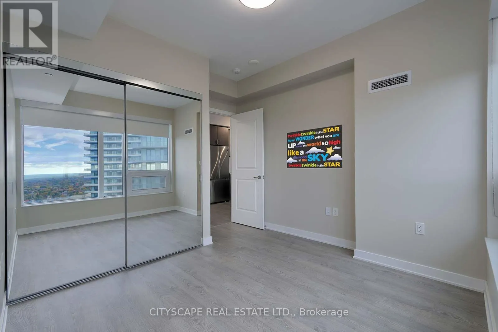 1804 - 4655 METCALFE AVENUE