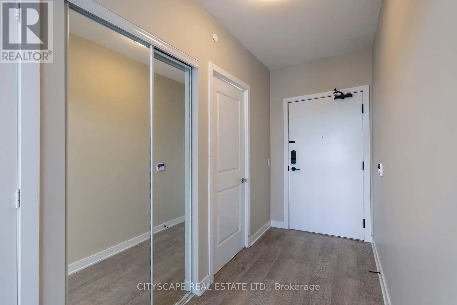 1804 - 4655 METCALFE AVENUE