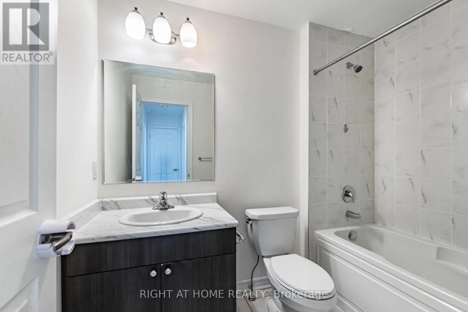 98 - 1000 ASLETON BOULEVARD