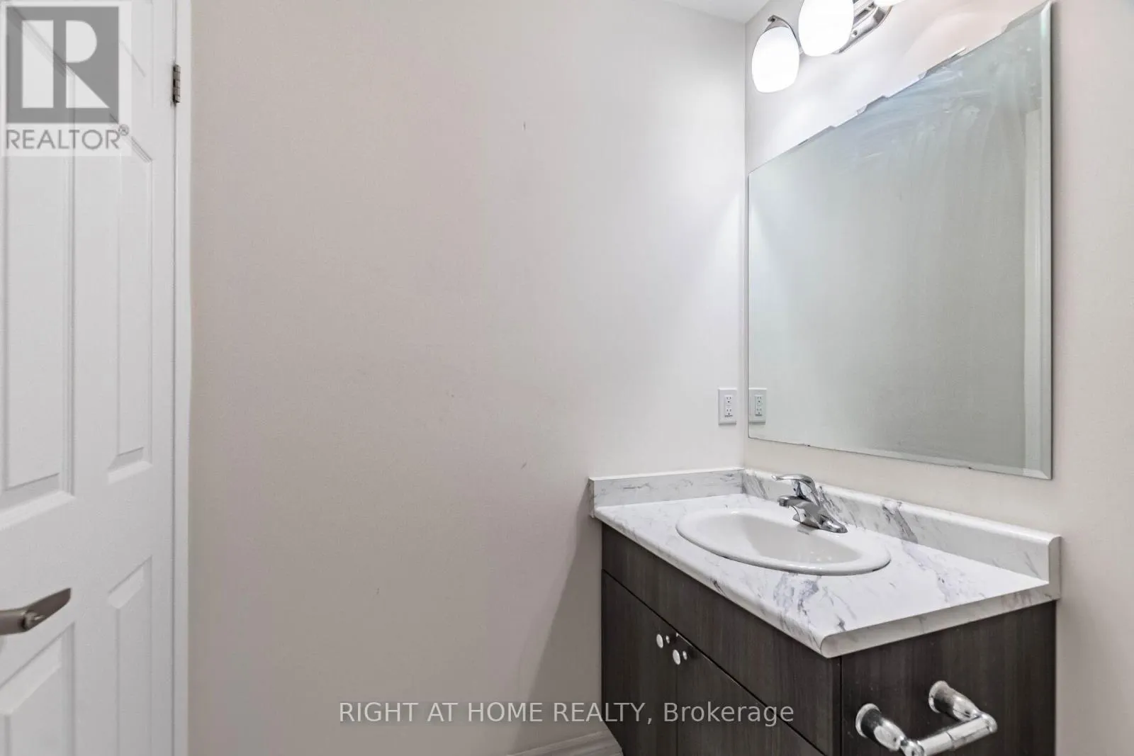 98 - 1000 ASLETON BOULEVARD