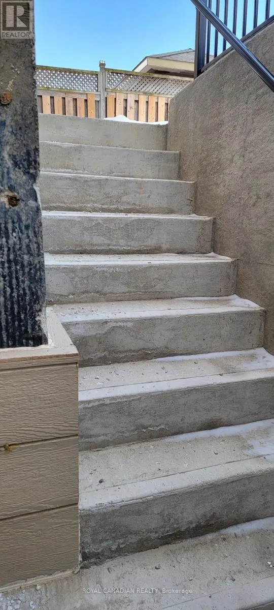 BSMT - 84 MASTERS GREEN CRESCENT