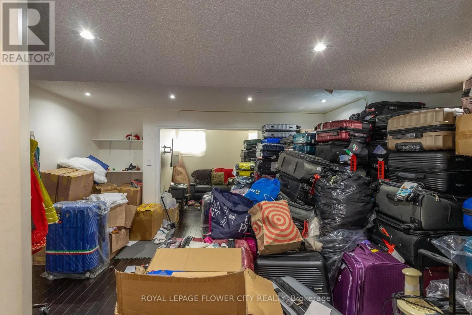 BASEMENT - 159 LIONHEAD GOLF CLUB ROAD