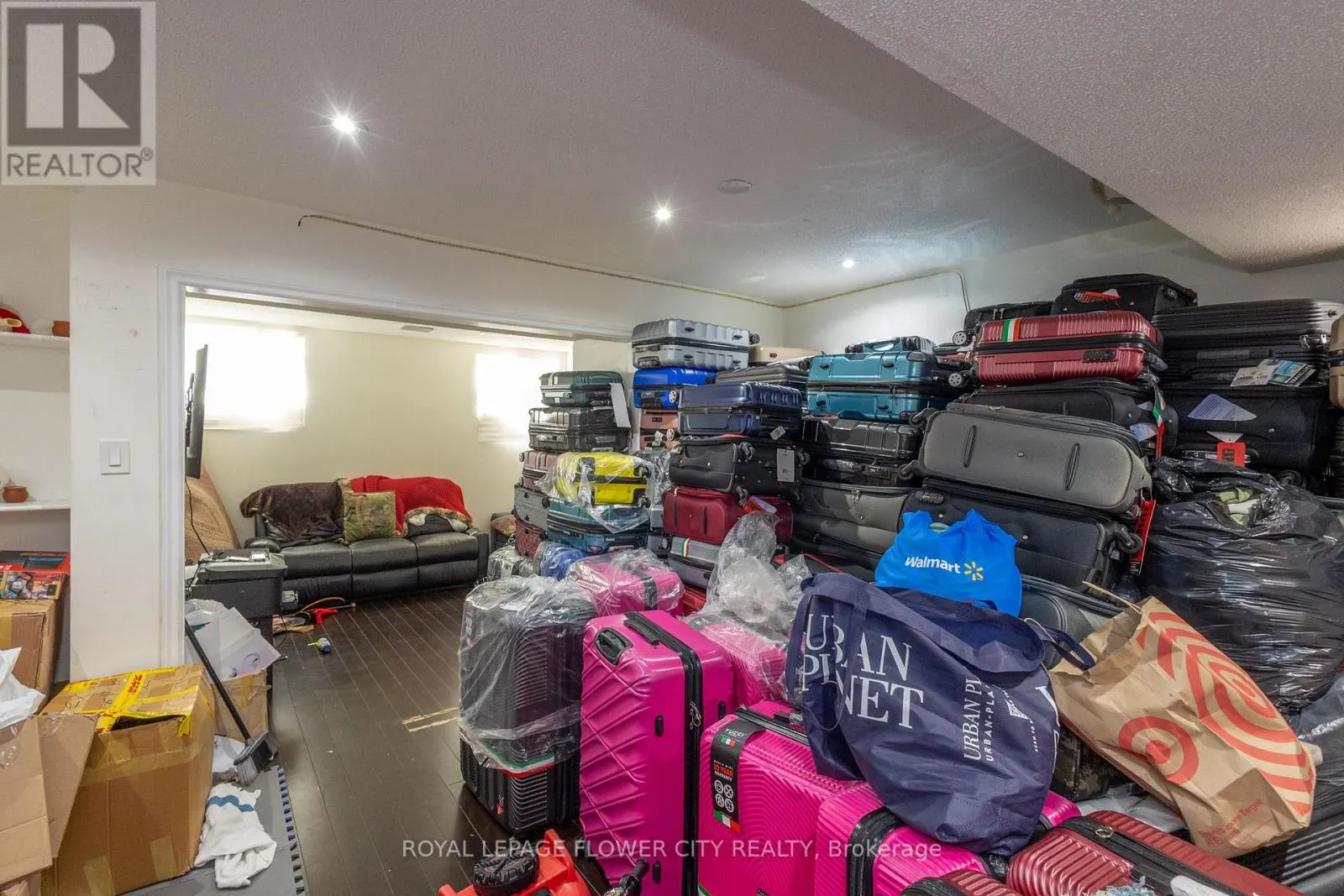 BASEMENT - 159 LIONHEAD GOLF CLUB ROAD