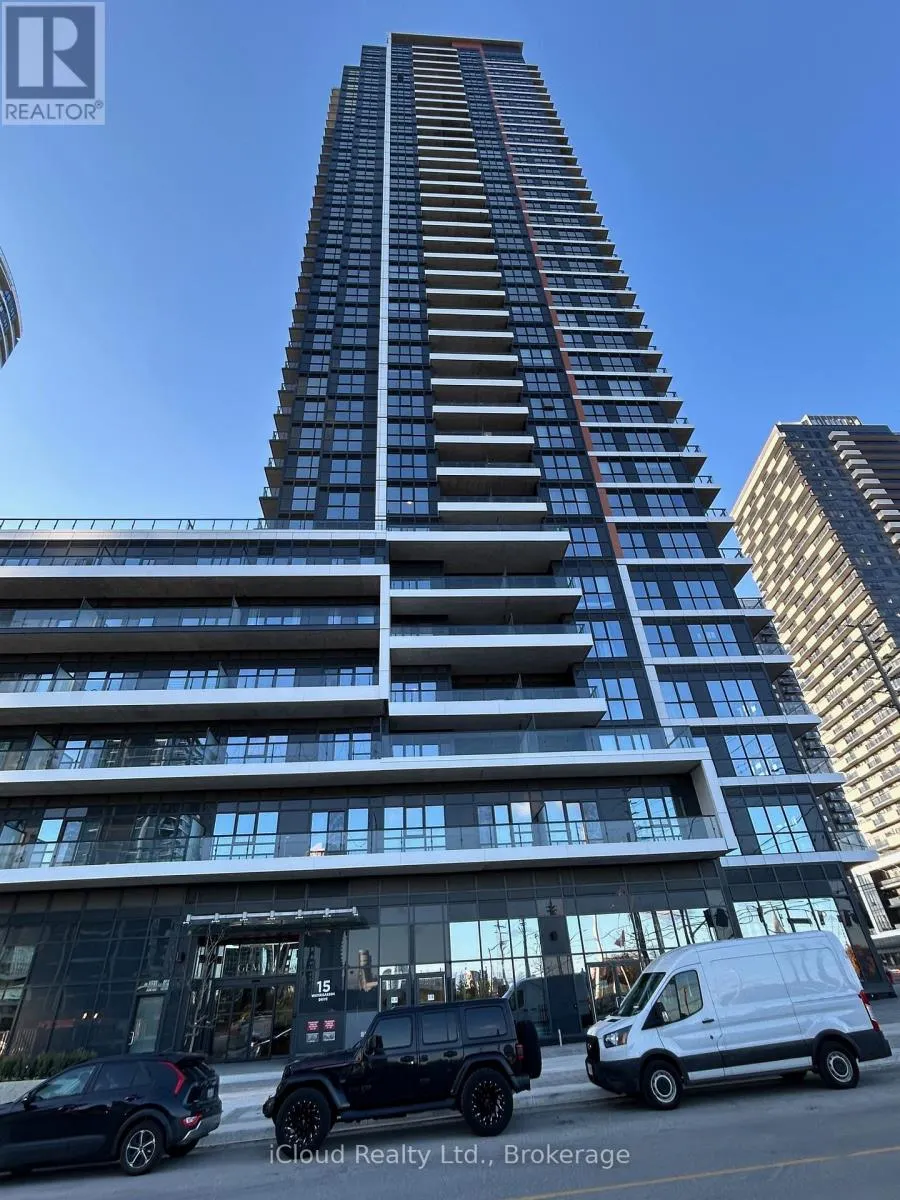 2002 - 15 WATERGARDEN DRIVE