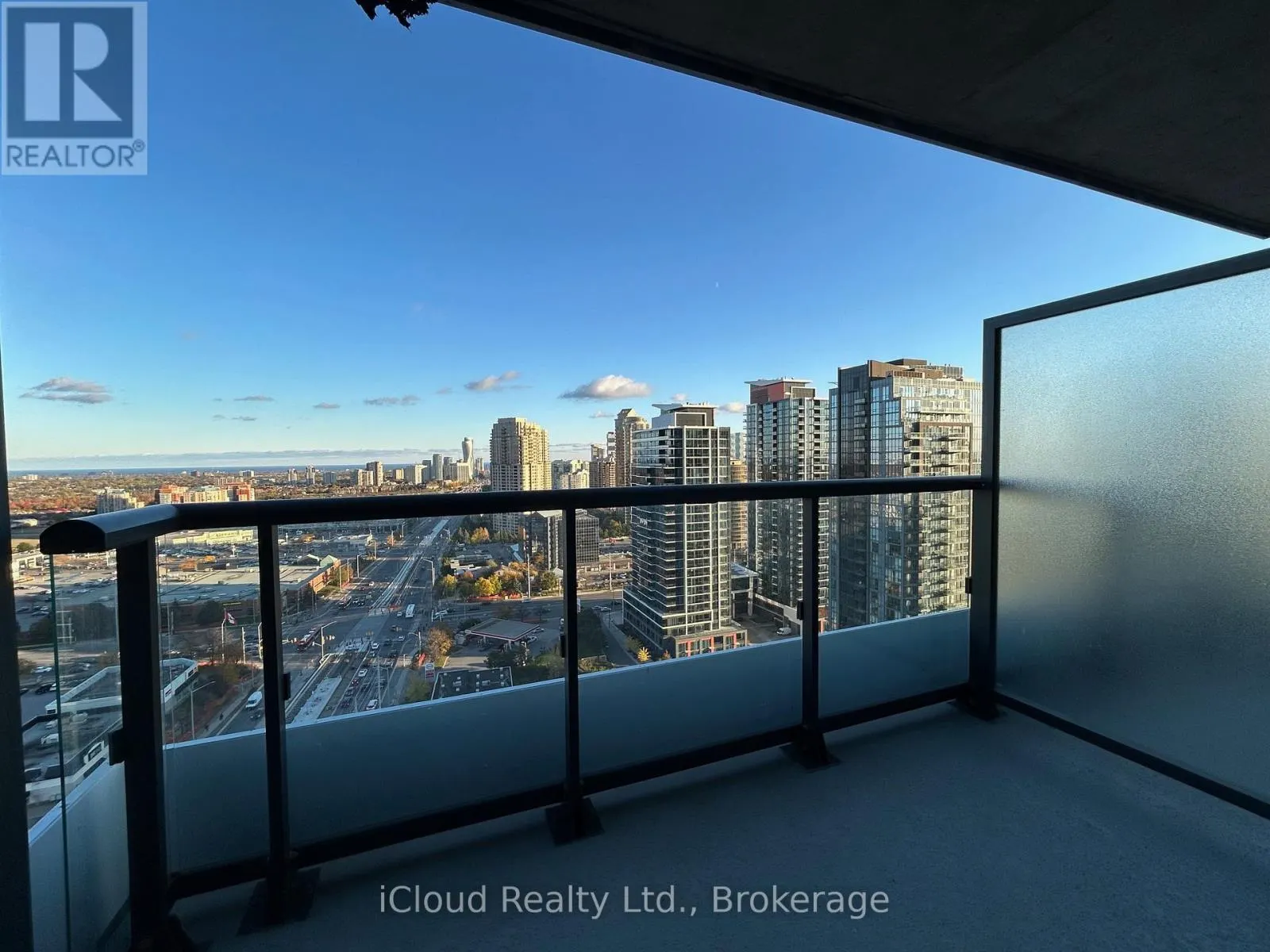 2002 - 15 WATERGARDEN DRIVE