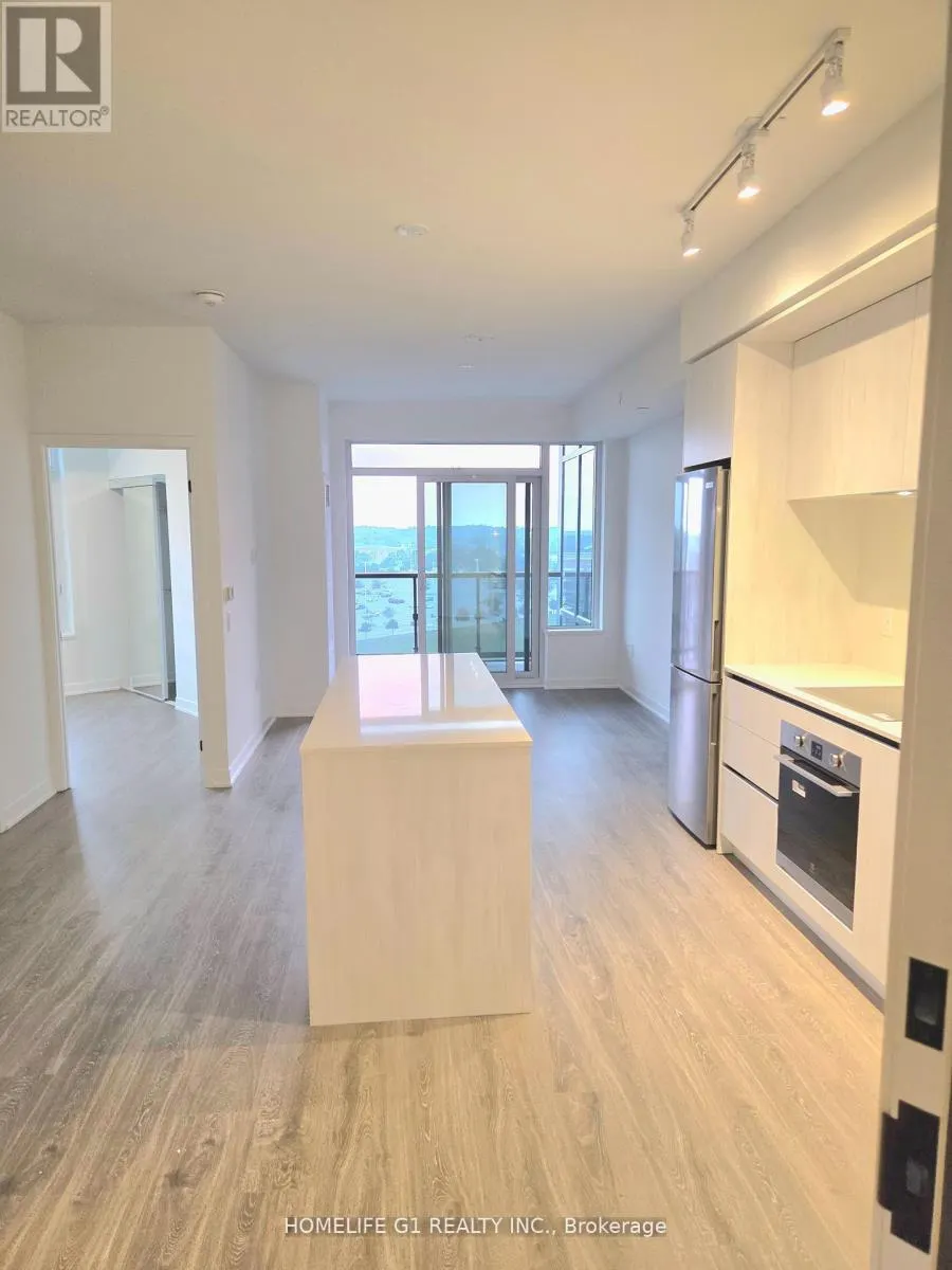 906 - 2495 EGLINTON AVENUE W