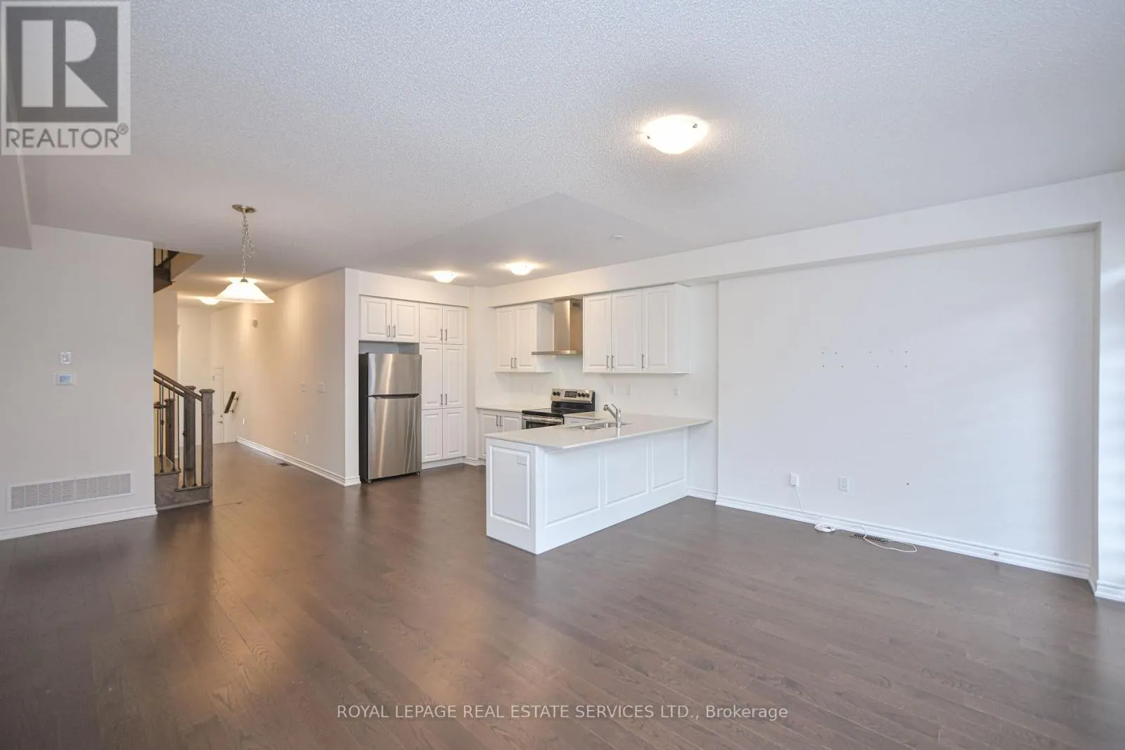 323 THIMBLEWEED COURT