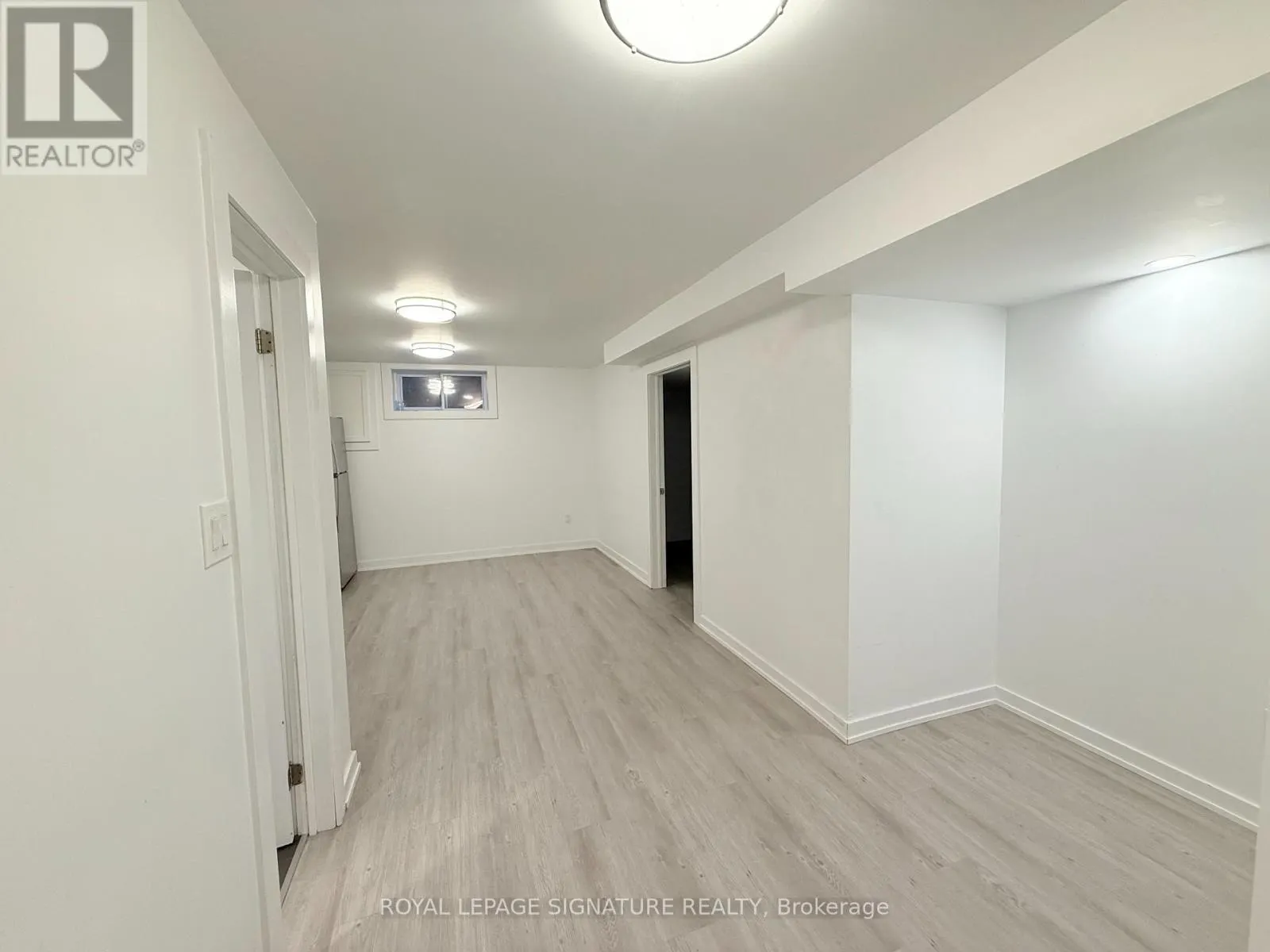 LOWER - 38 BURNHAMTHORPE ROAD W