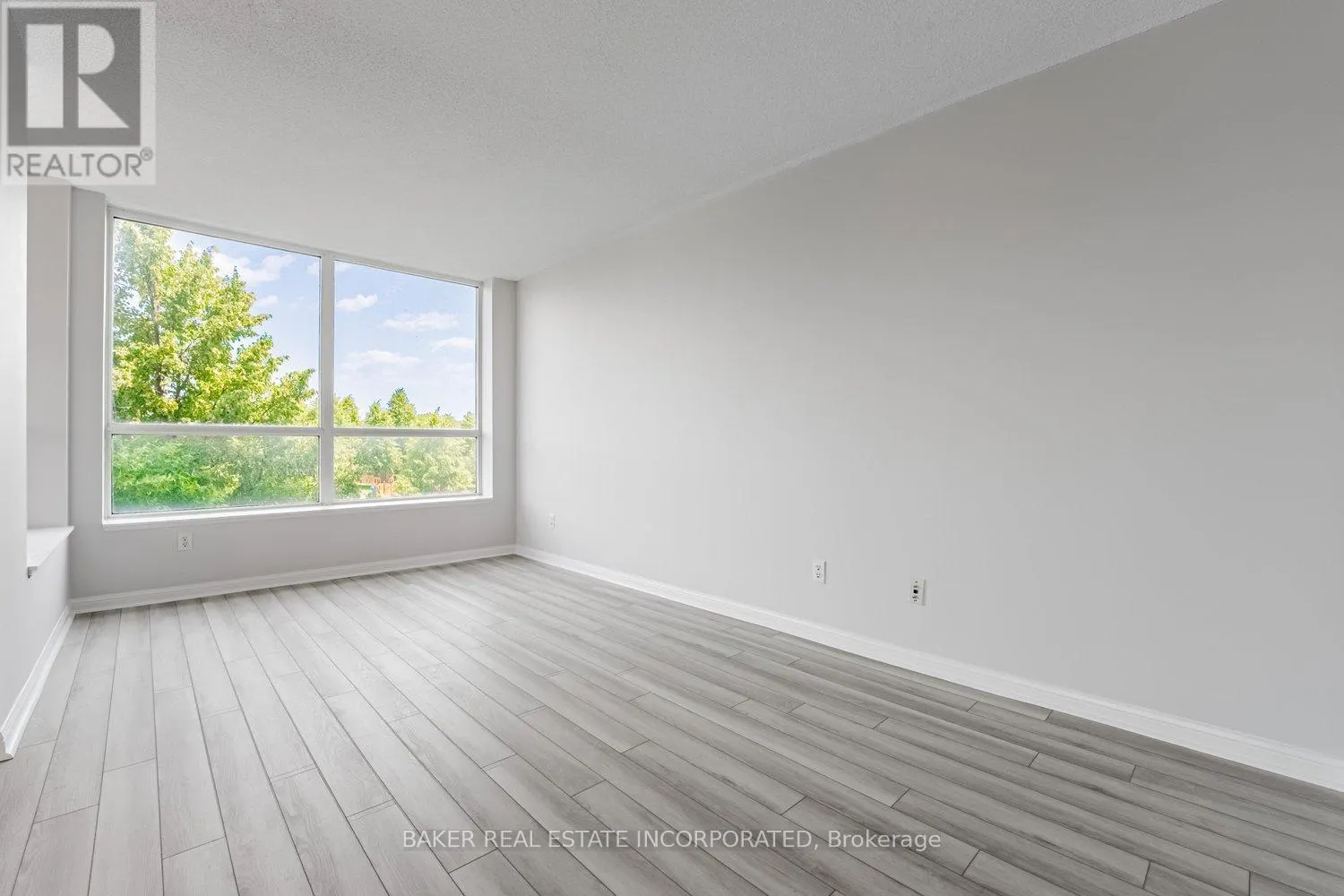 311 - 1150 PARKWEST PLACE