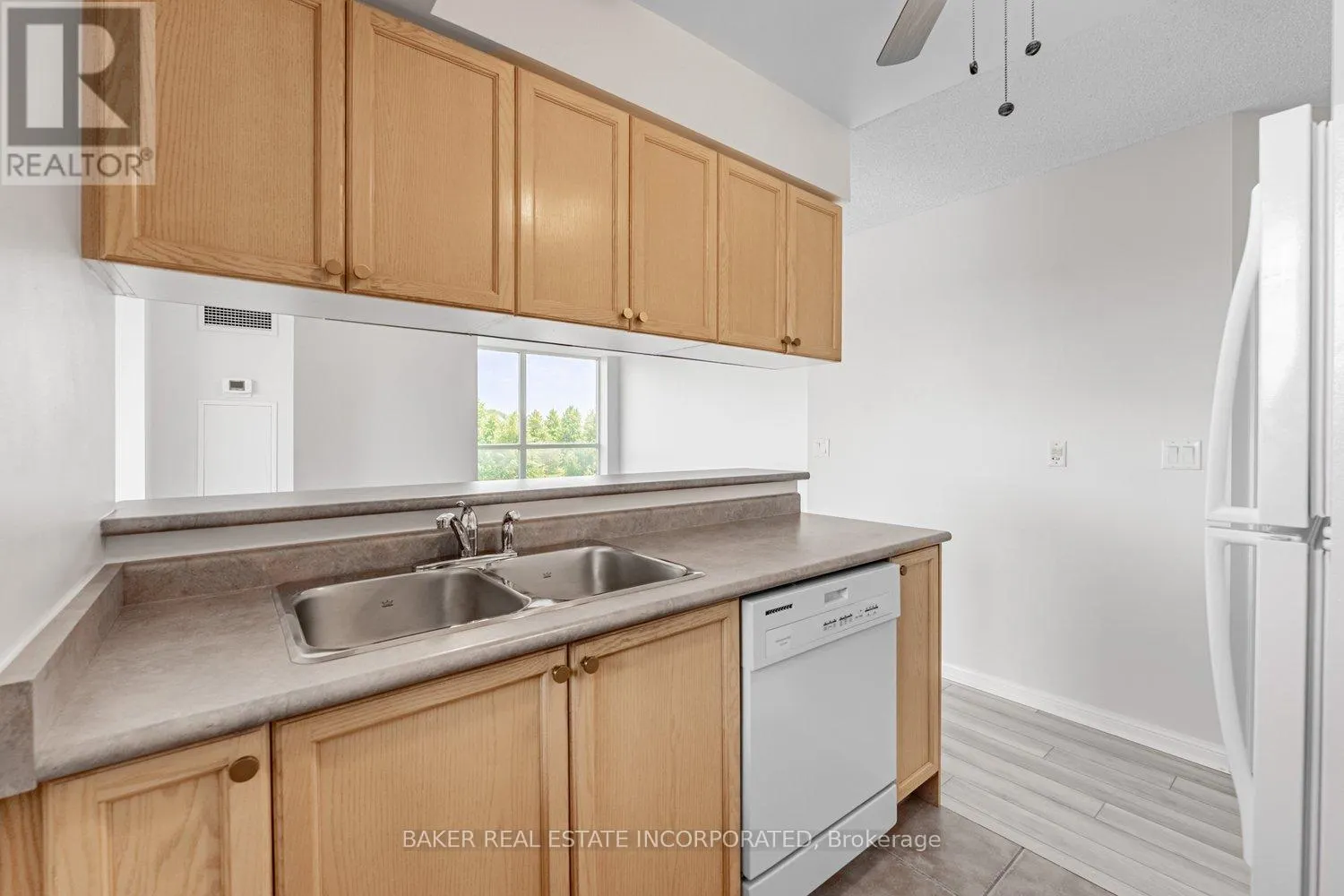 311 - 1150 PARKWEST PLACE