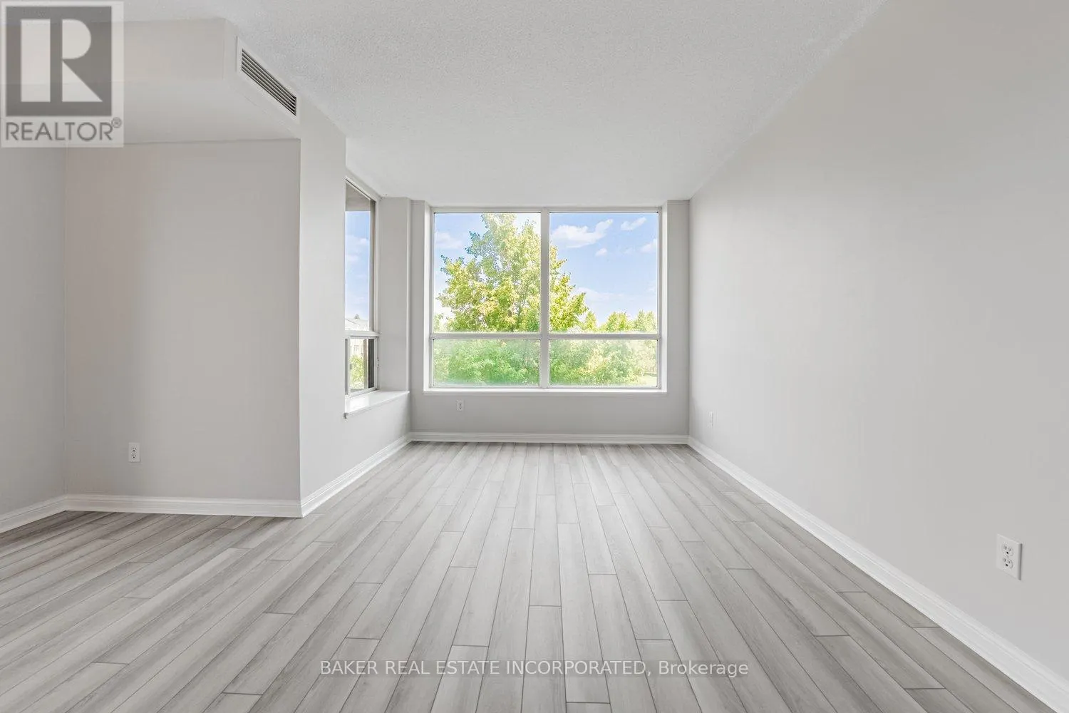 311 - 1150 PARKWEST PLACE