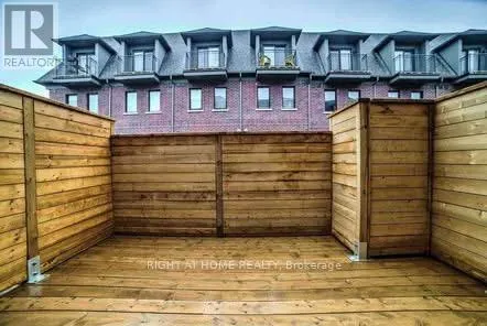 70 - 290 ROYALTON COMMON