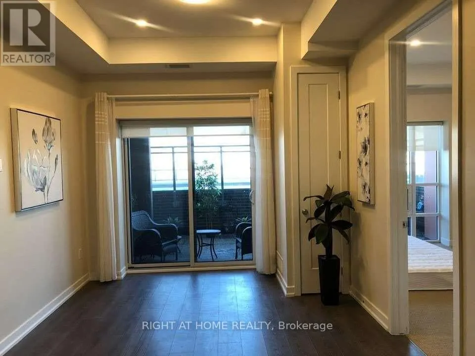 116 - 4040 UPPER MIDDLE ROAD