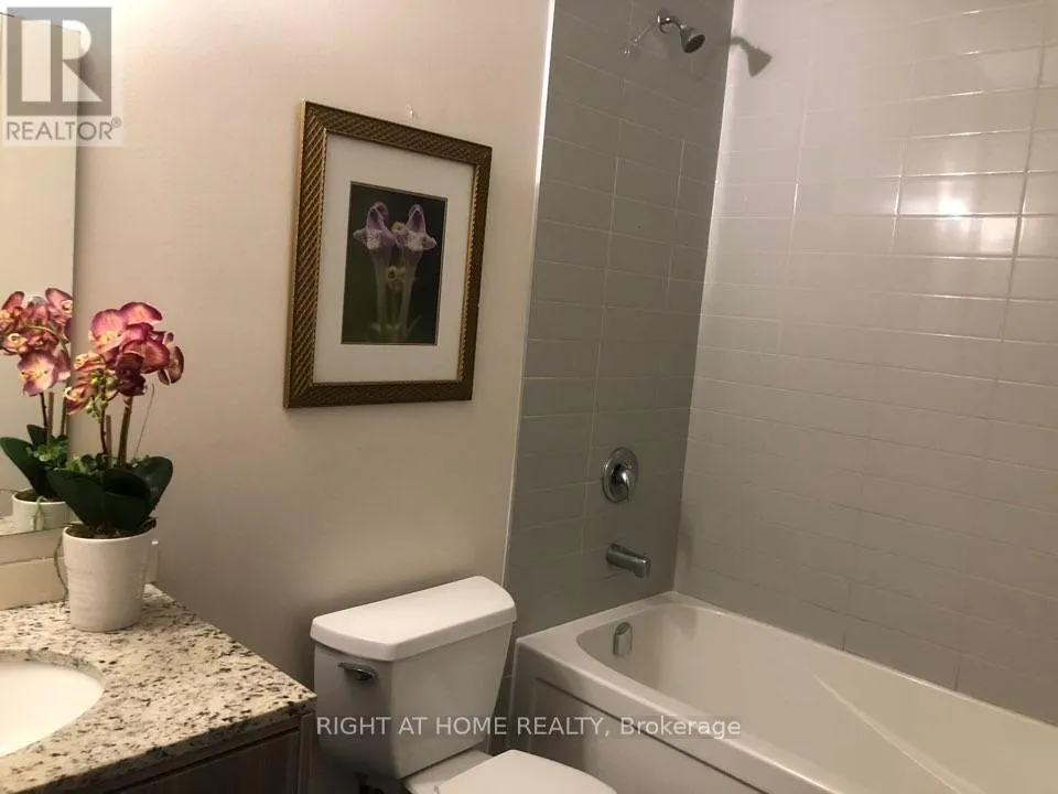 116 - 4040 UPPER MIDDLE ROAD