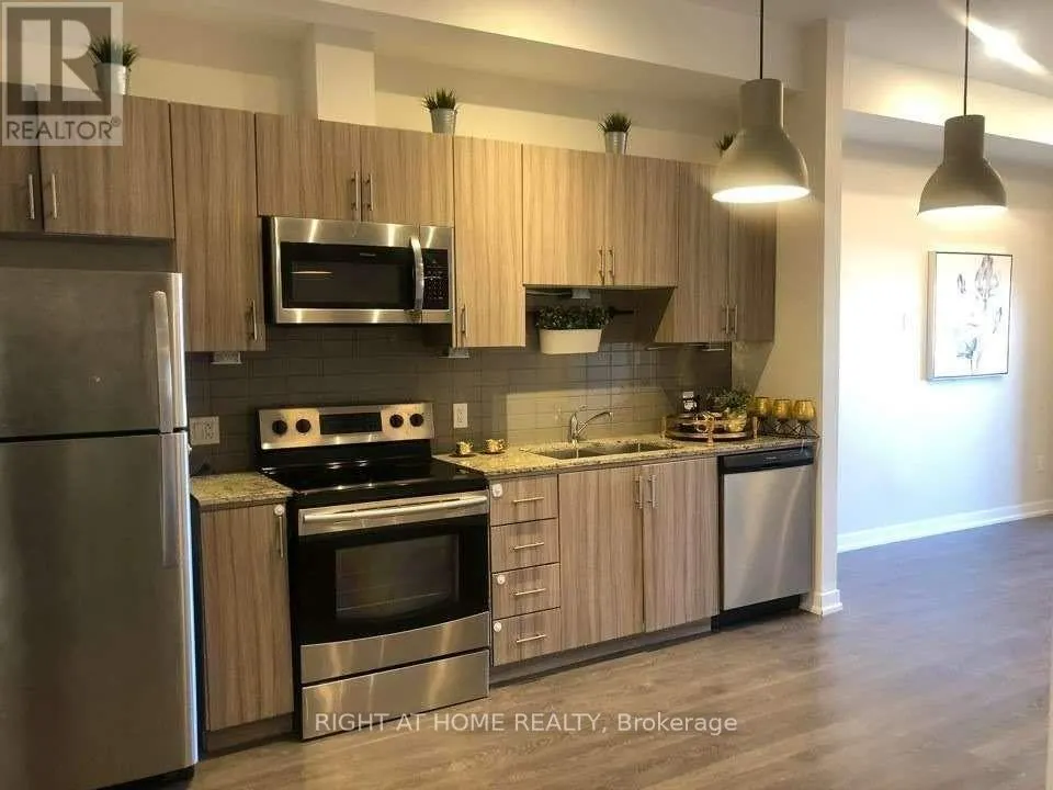 116 - 4040 UPPER MIDDLE ROAD