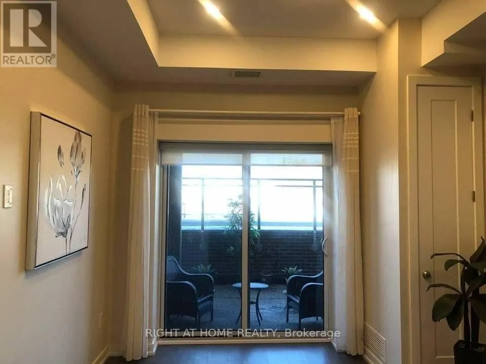 116 - 4040 UPPER MIDDLE ROAD