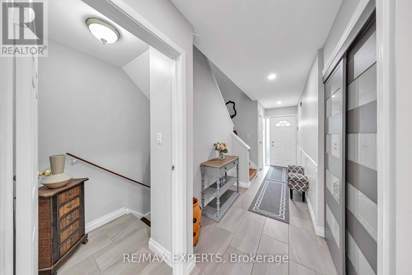 55 - 2676 FOLKWAY DRIVE NW