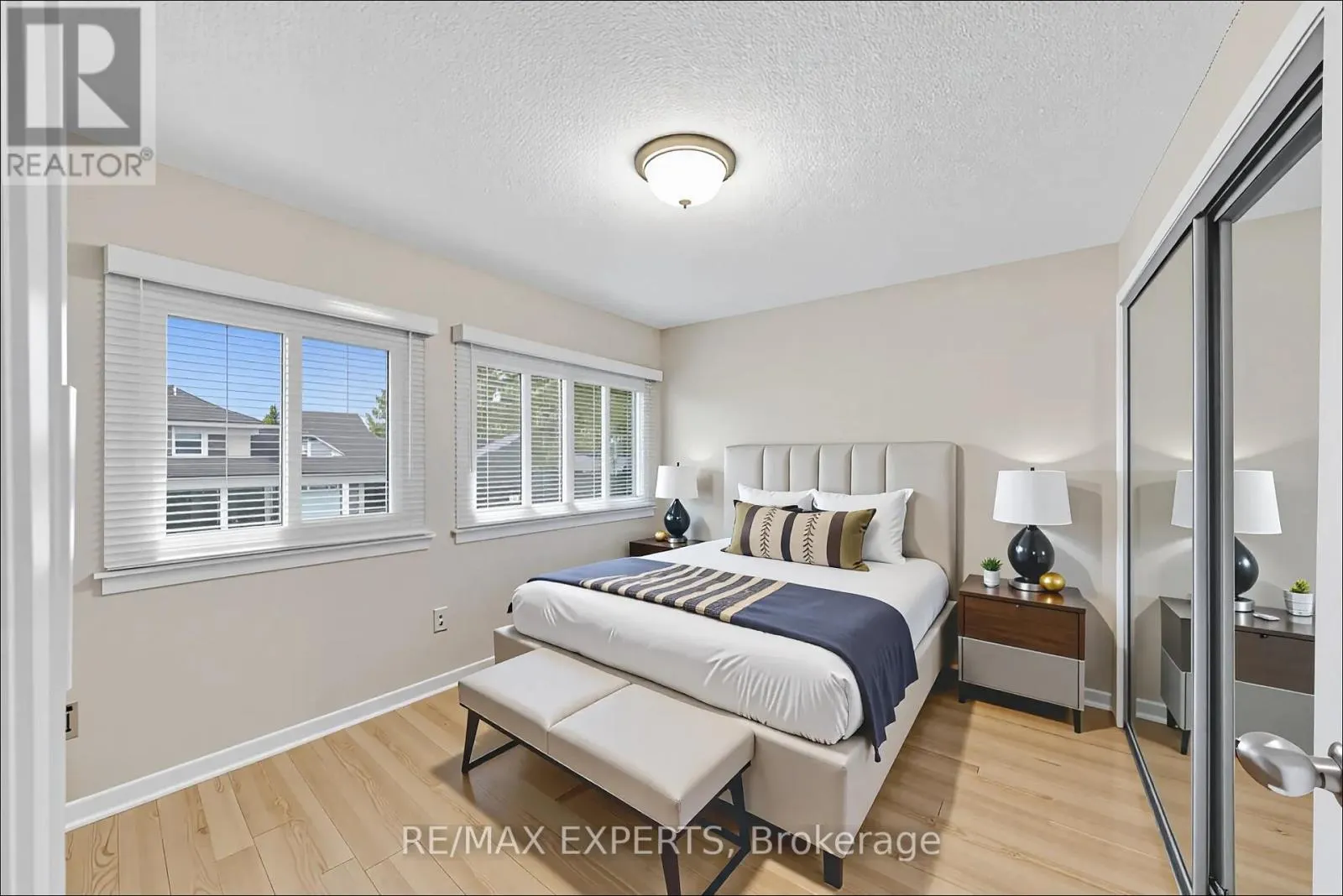 55 - 2676 FOLKWAY DRIVE NW