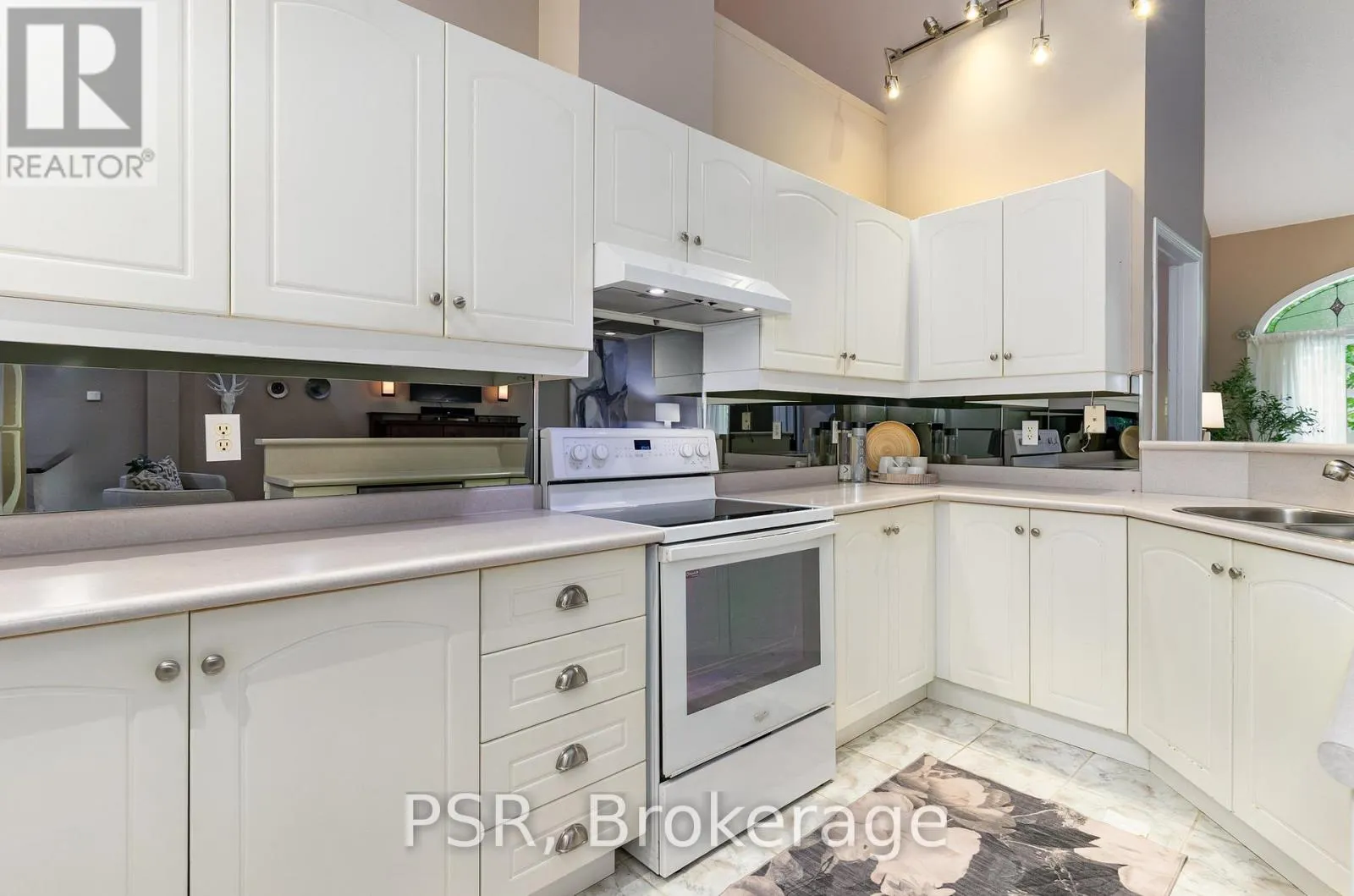 17 - 1010 CRISTINA COURT