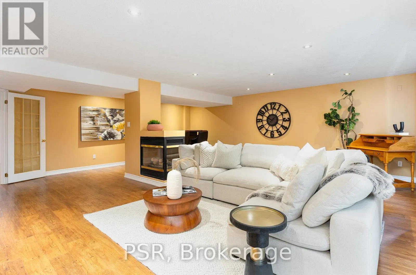 17 - 1010 CRISTINA COURT