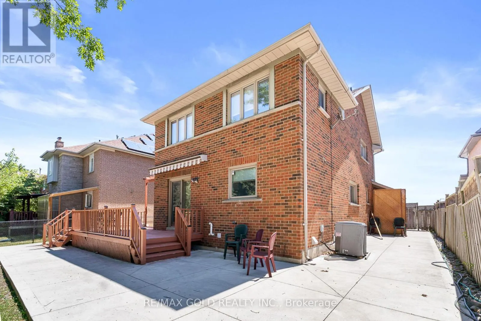 20 MOUNTAINBERRY ROAD