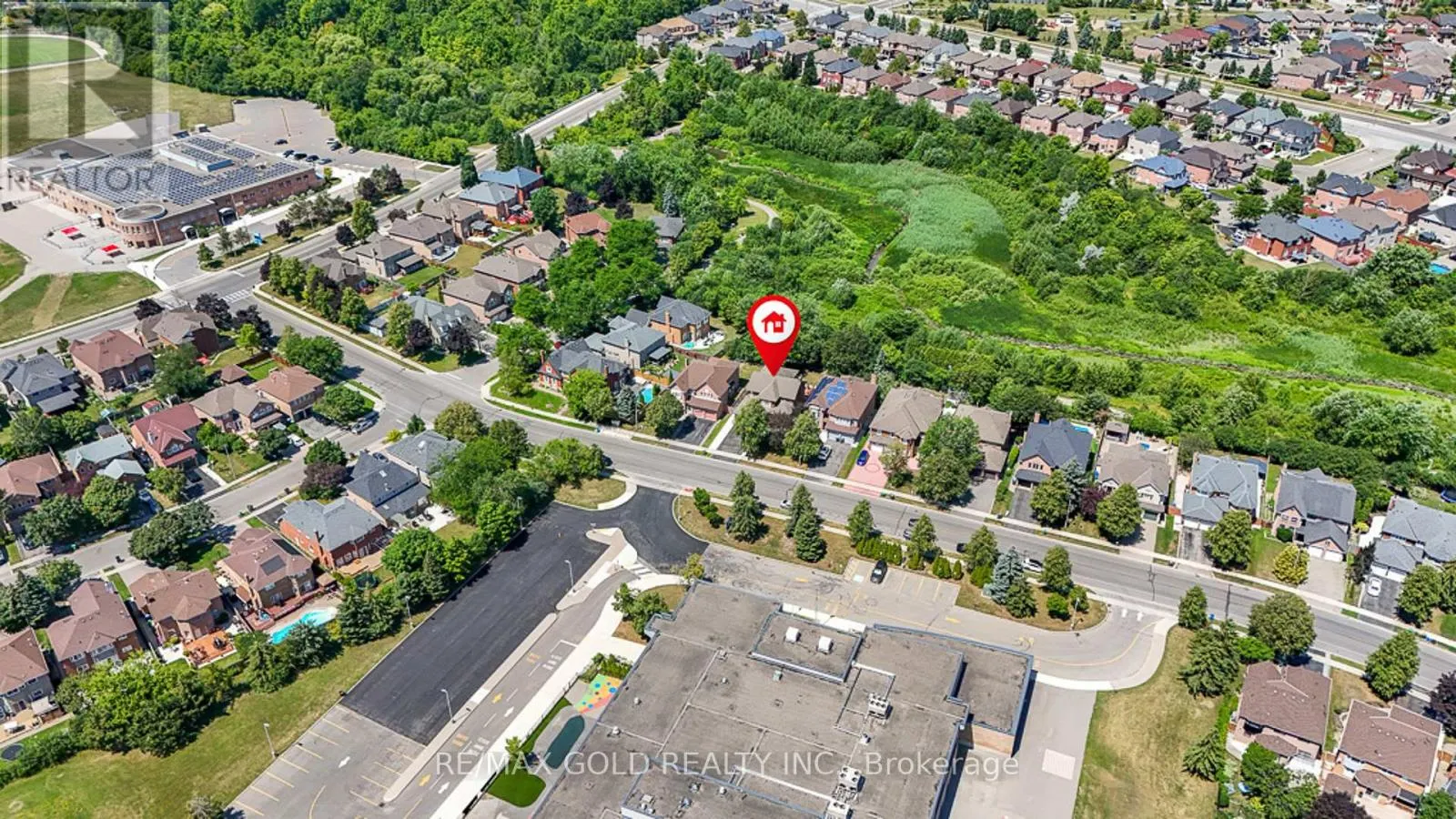 20 MOUNTAINBERRY ROAD