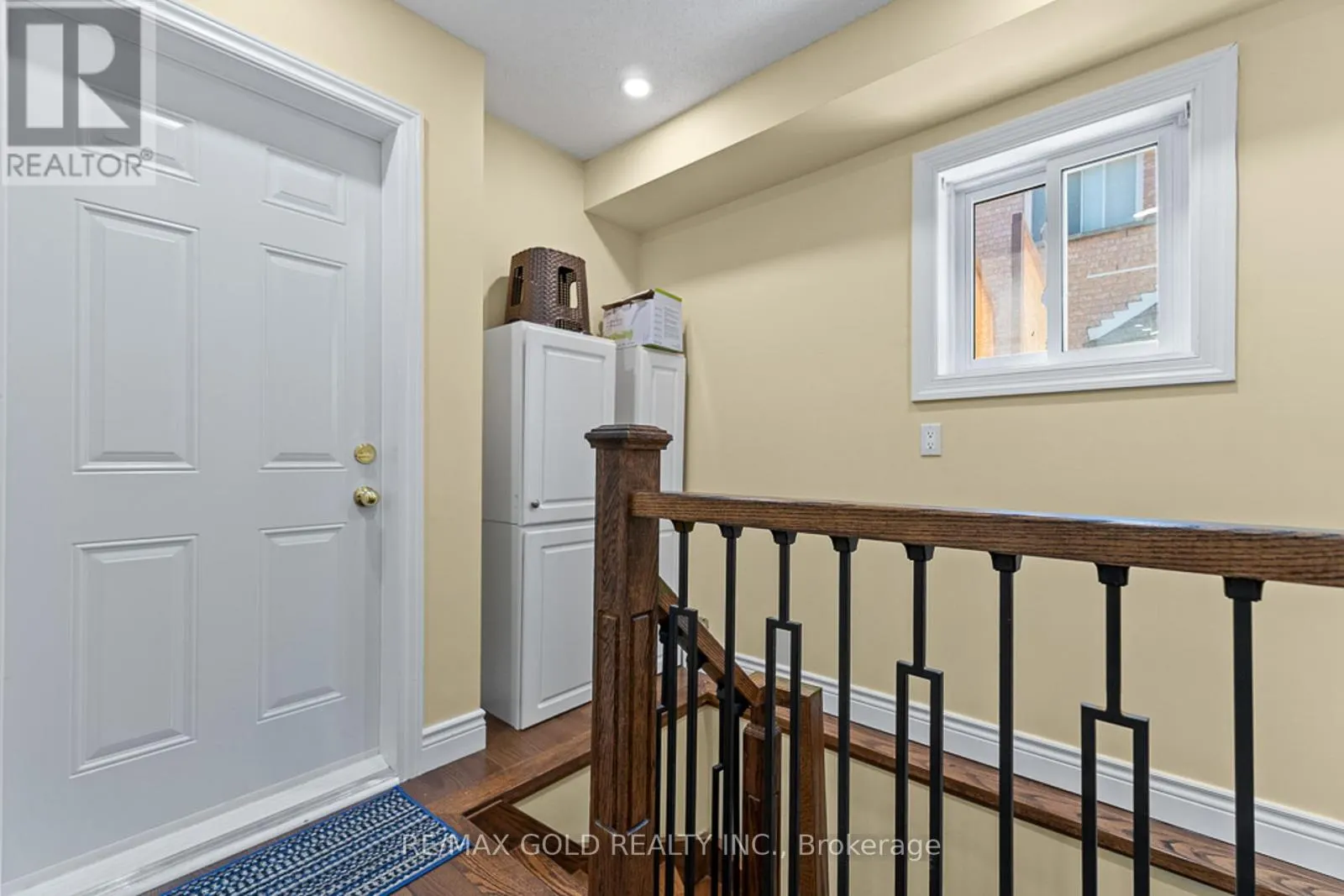 20 MOUNTAINBERRY ROAD