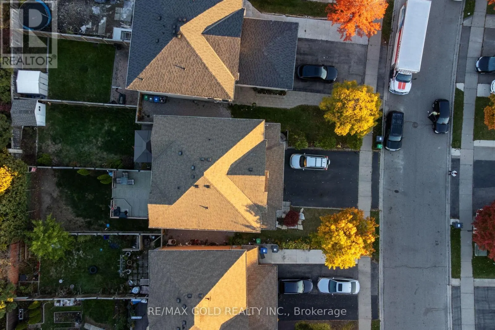 63 MOUNT FUJI CRESCENT