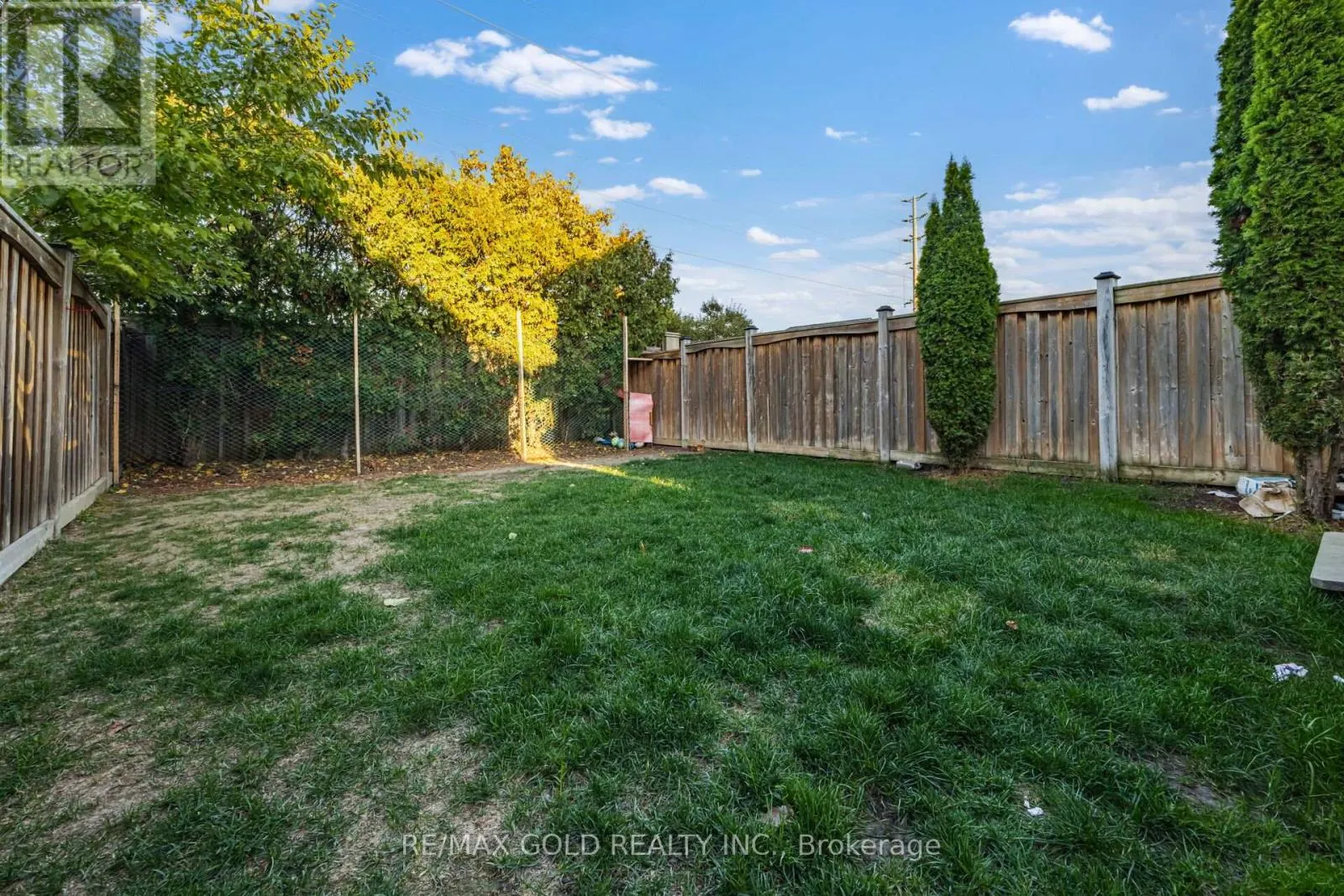 63 MOUNT FUJI CRESCENT