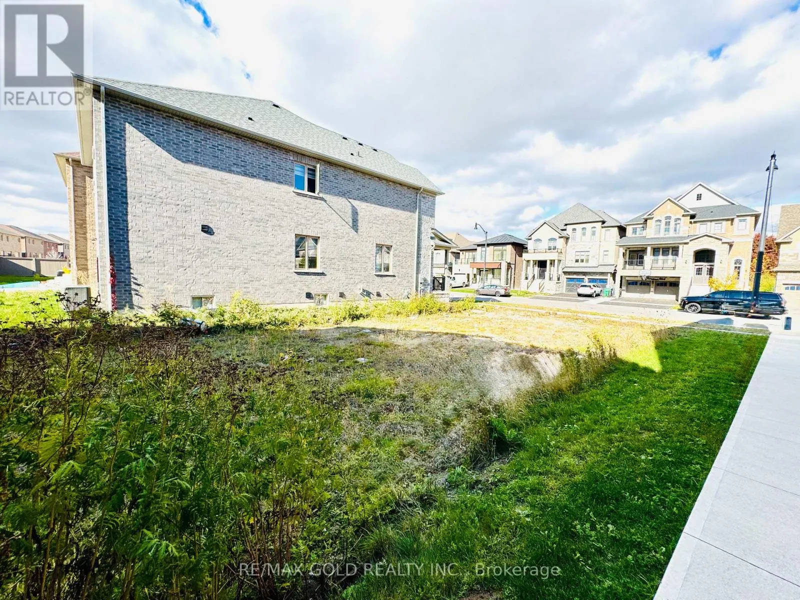 180 THORNBUSH BOULEVARD