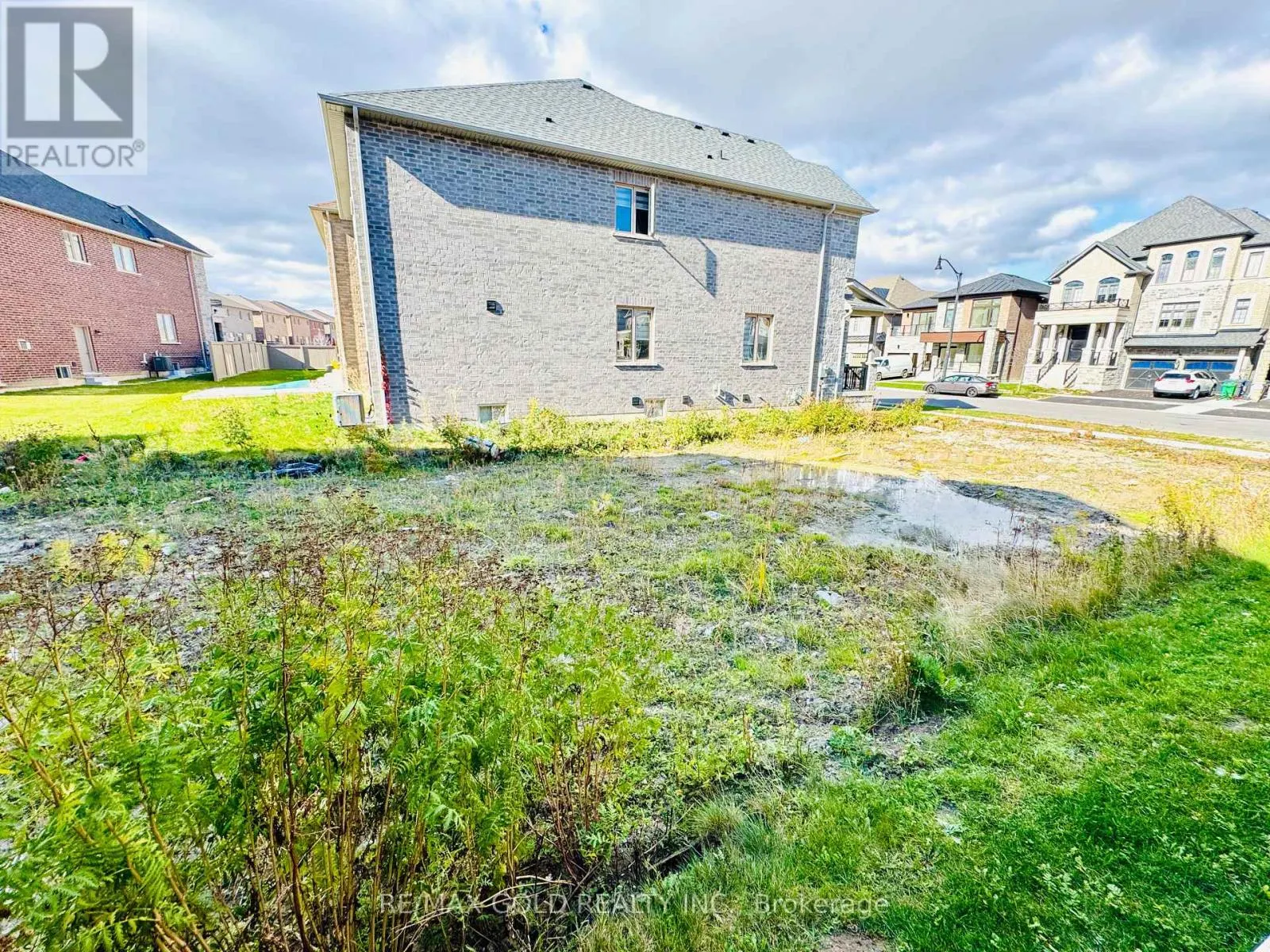 180 THORNBUSH BOULEVARD