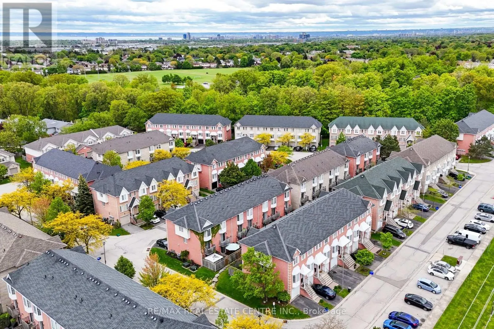 82 - 3480 UPPER MIDDLE ROAD