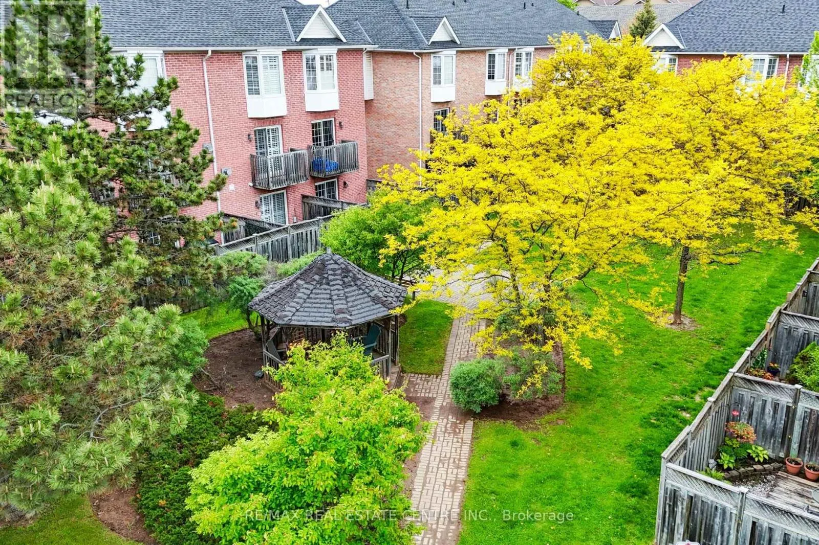 82 - 3480 UPPER MIDDLE ROAD