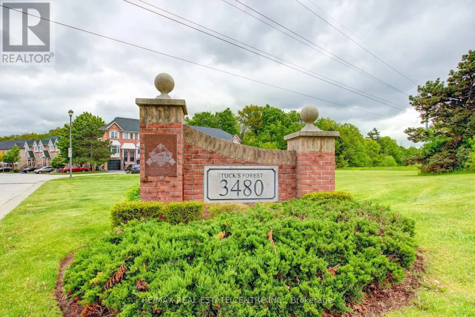 82 - 3480 UPPER MIDDLE ROAD