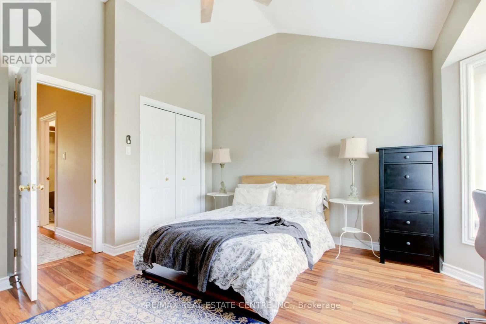 82 - 3480 UPPER MIDDLE ROAD