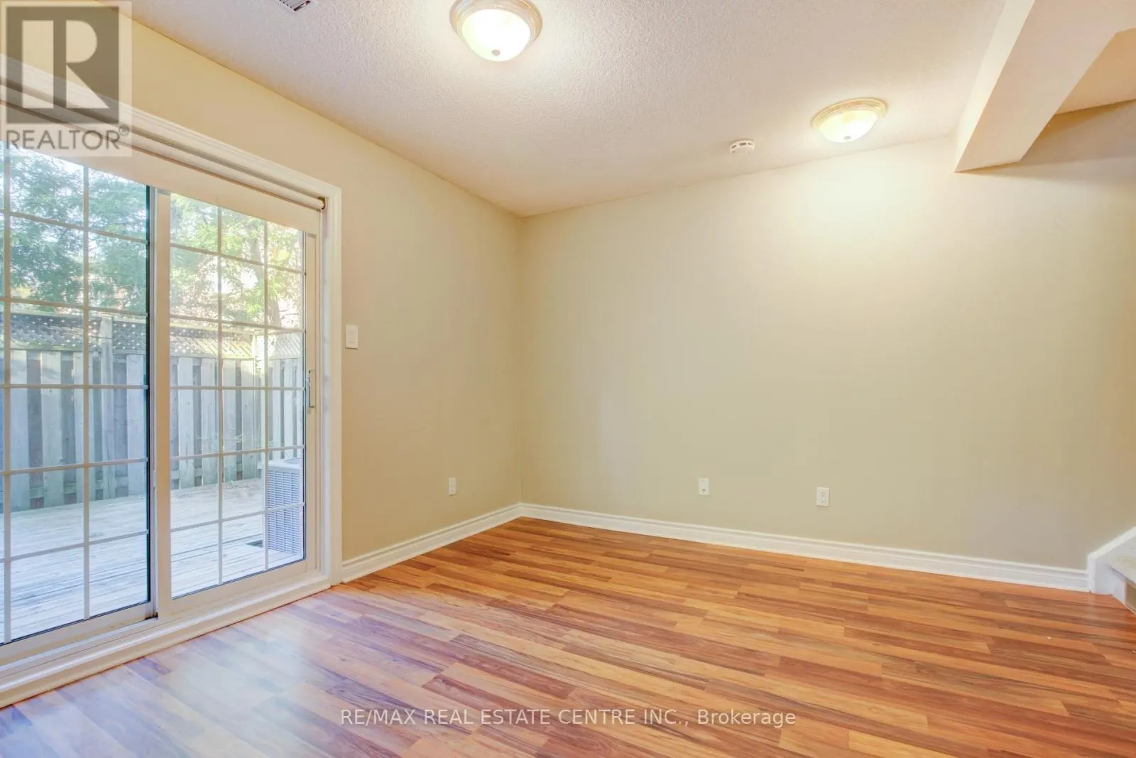 82 - 3480 UPPER MIDDLE ROAD