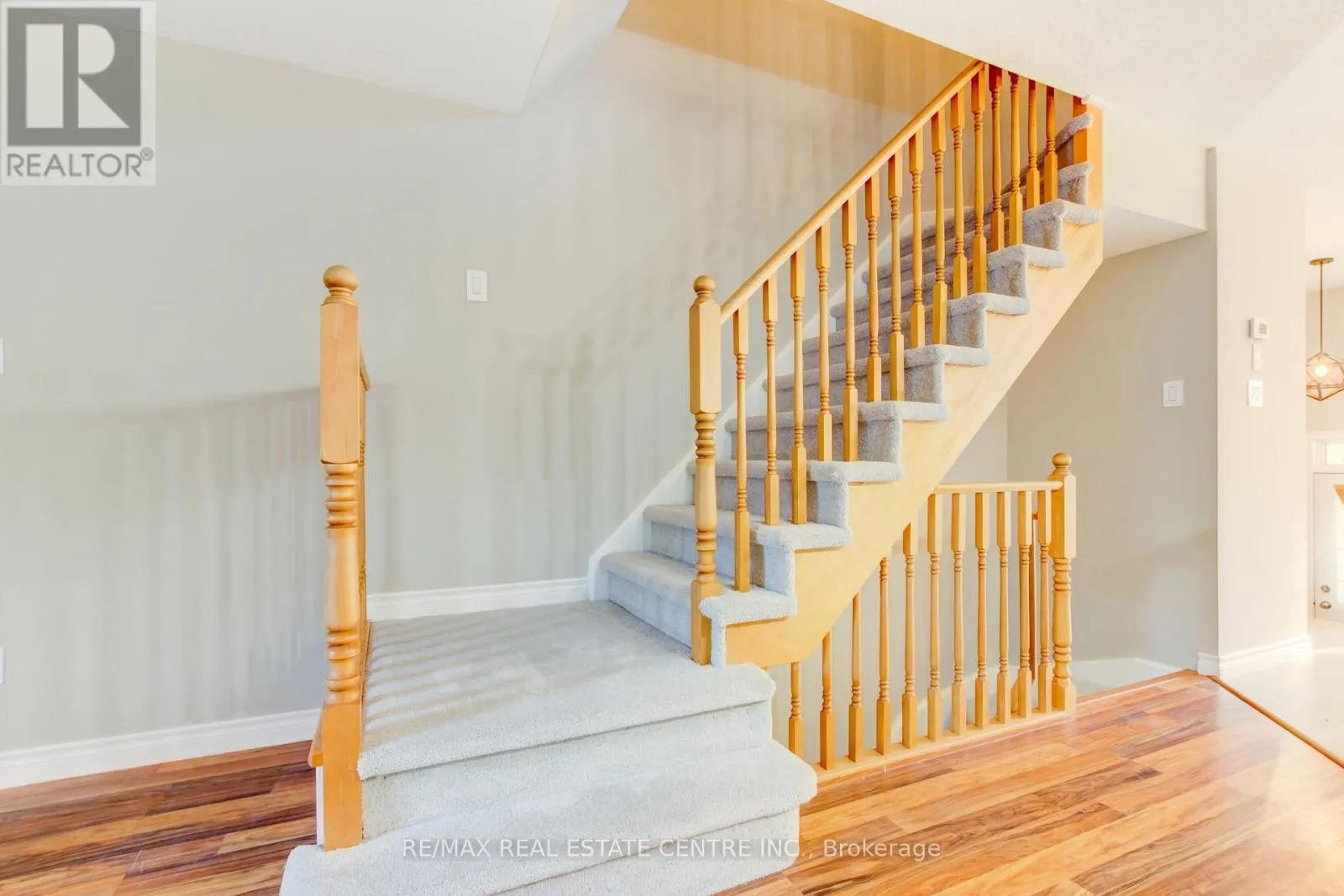 82 - 3480 UPPER MIDDLE ROAD