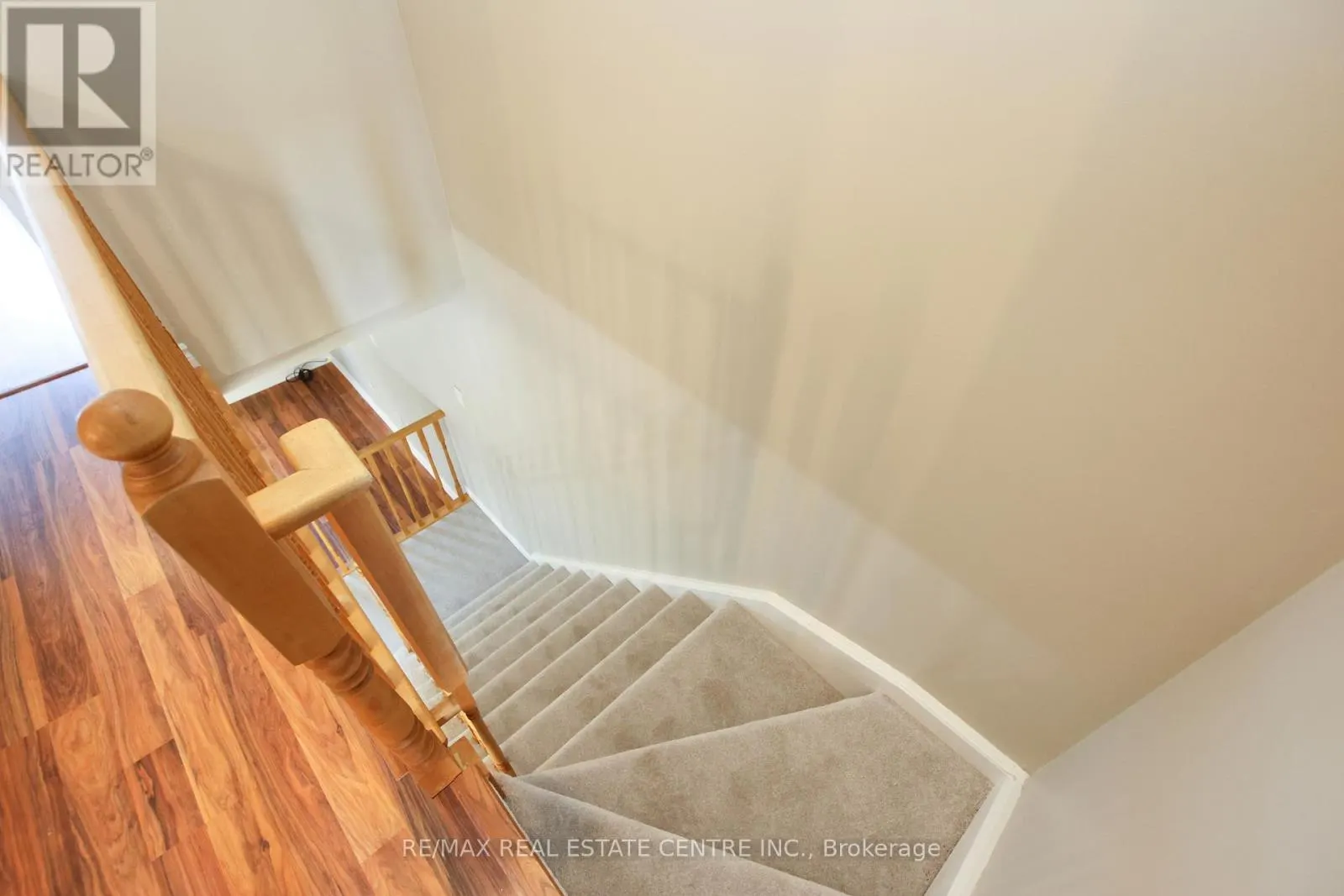 82 - 3480 UPPER MIDDLE ROAD